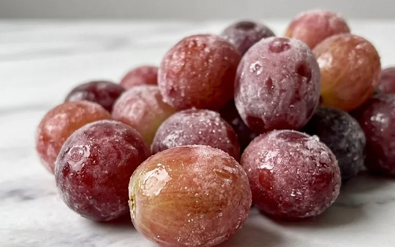 3-Ingredient Frozen Candied Grapes